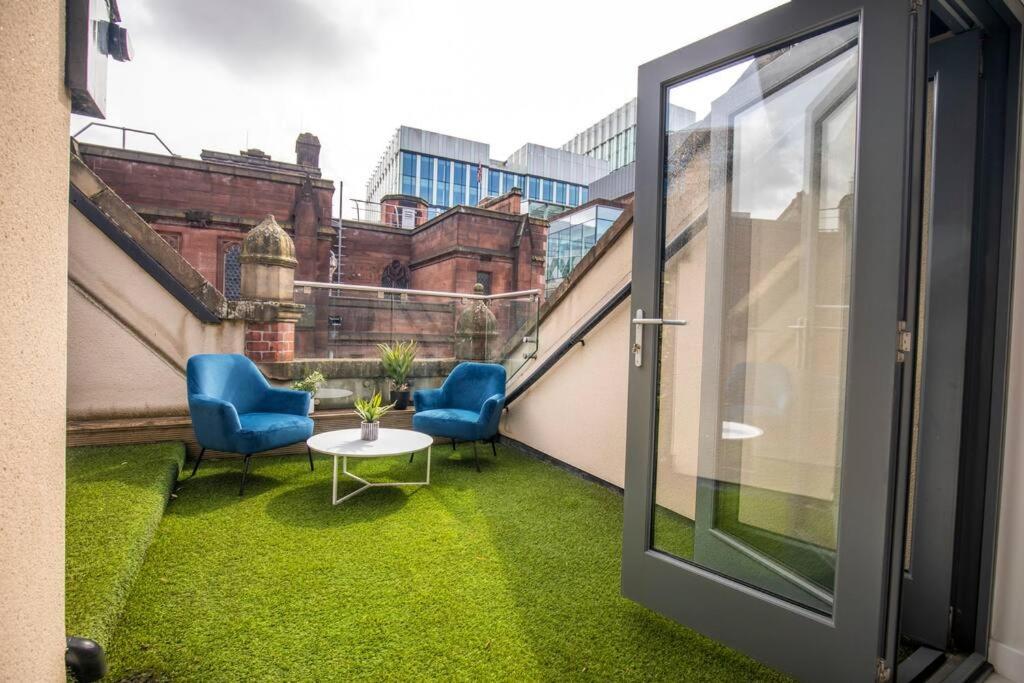 Central Townhouse With Roof Terrace แมนเชสเตอร์ ภายนอก รูปภาพ