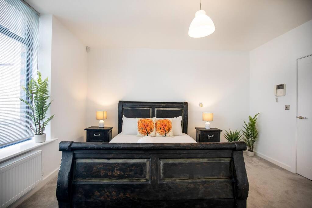 Central Townhouse With Roof Terrace แมนเชสเตอร์ ภายนอก รูปภาพ